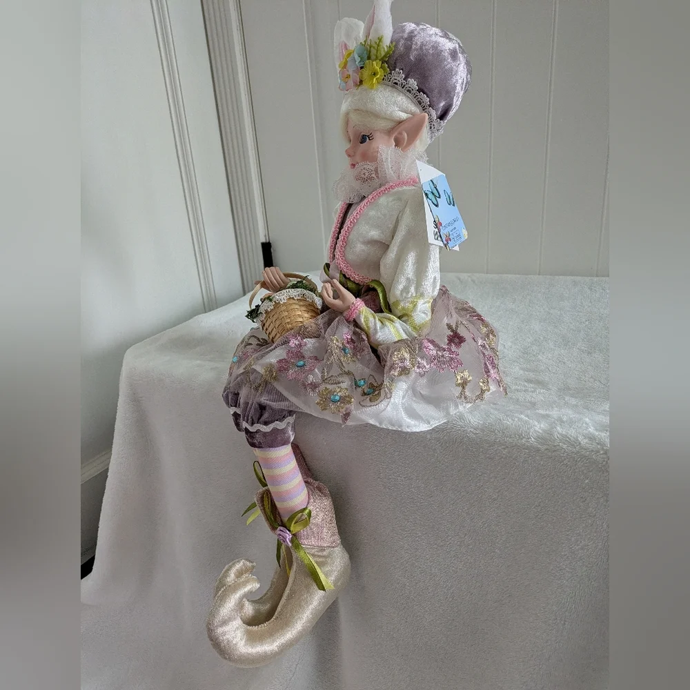 NWT Pastel Lavender Floral Poseable Easter Elf Doll - Picture 9 of 12